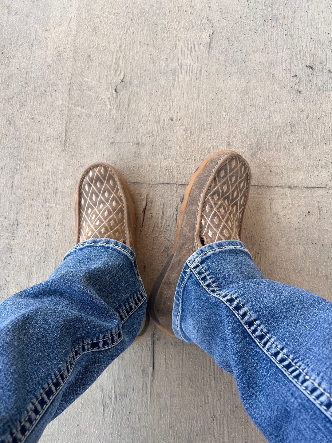 Customer photo review of Women’s Twisted X Bomber/Tan Driving Moc