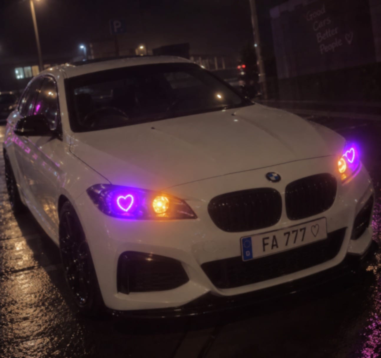 Customer photo review of Herz Light