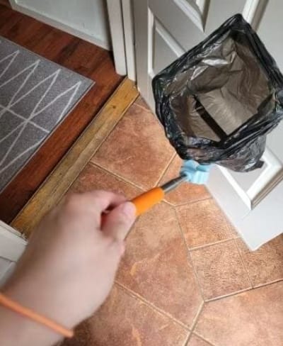 Customer photo review of Recolector Toilet portatil para perros