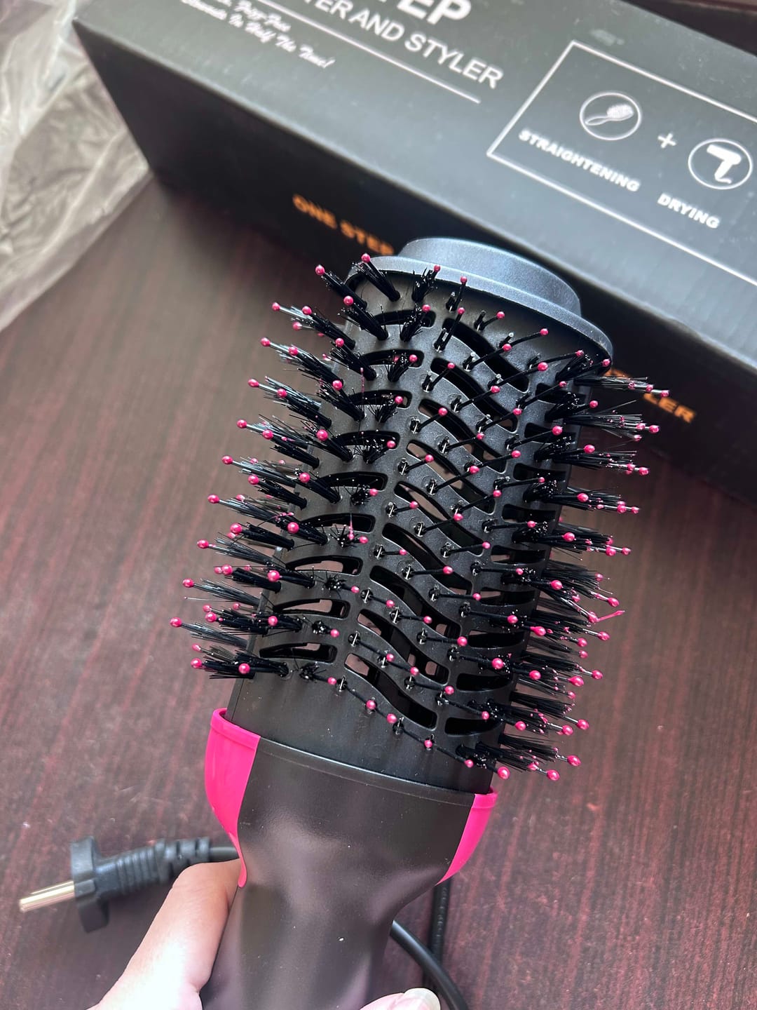 Customer photo review of 3-in-1 Hot Air Brush Hair Dryer & Styler – Volumizer, Straightener & Curler for Women