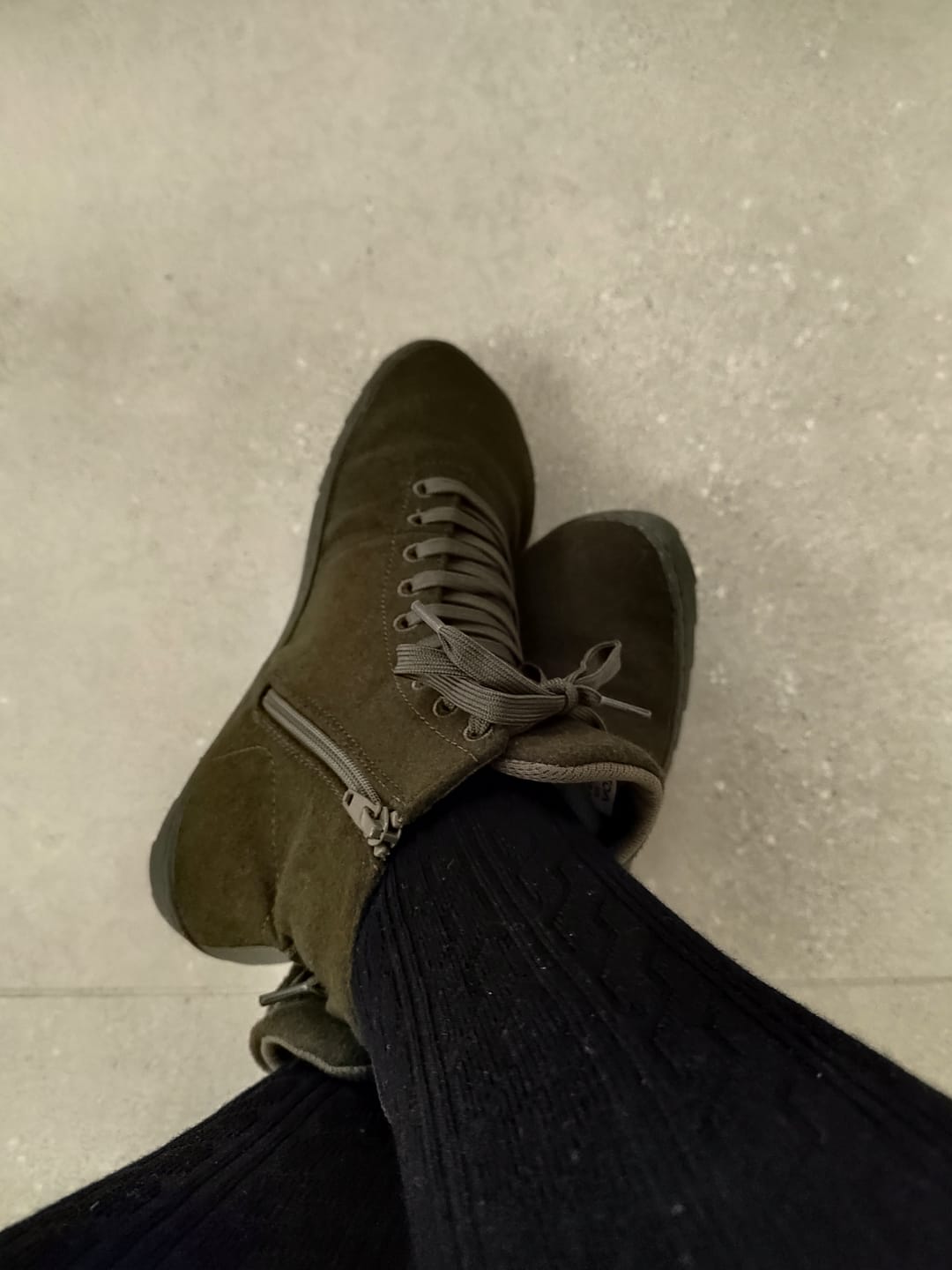 Customer photo review of Vaistoa Tunto 2 -paljasjalkatennarit