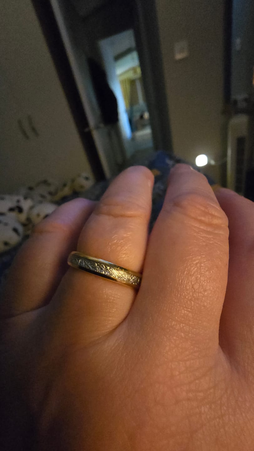 Customer photo review of The Golden Steel Wonder Ring Set