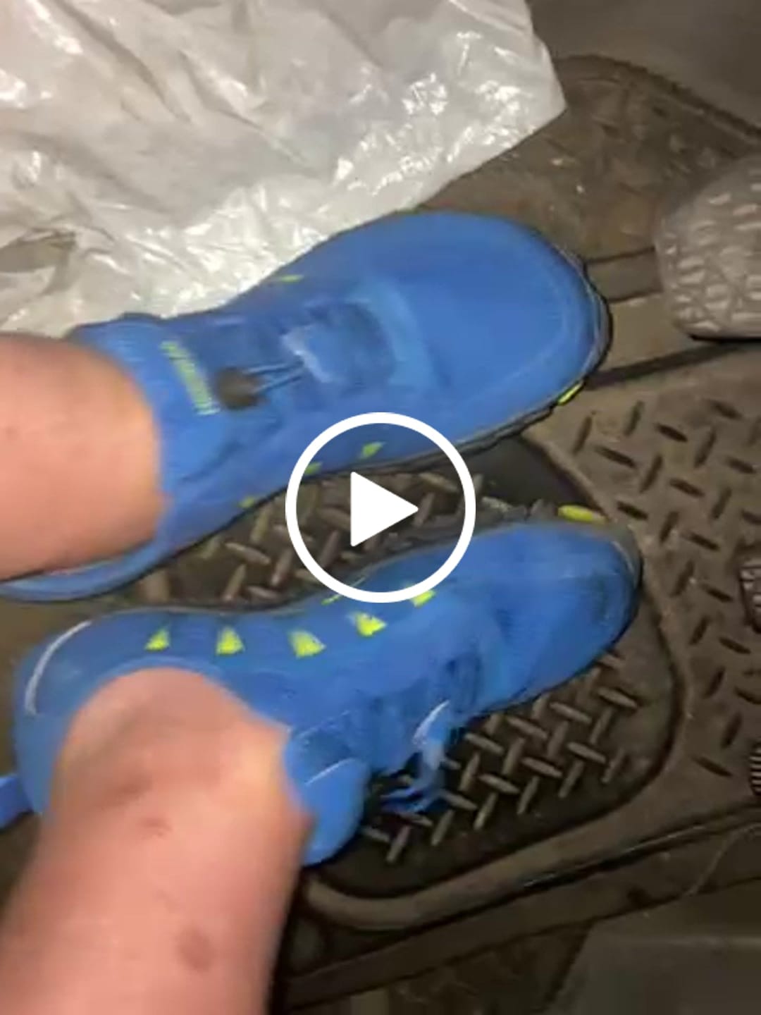 Customer video review of WolfPaw - Barefoot Shoes