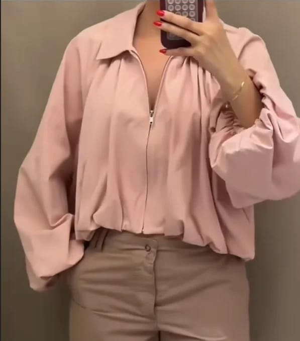 Customer photo review of Sandra Cropped Balloon Sleeve Jacket