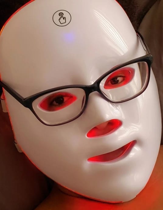 Customer photo review of Red Light Mask – LED Red Light Therapy Face Mask for Skin