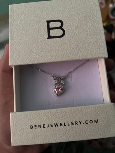 Customer photo review of Evelyn Bow Heart Necklace