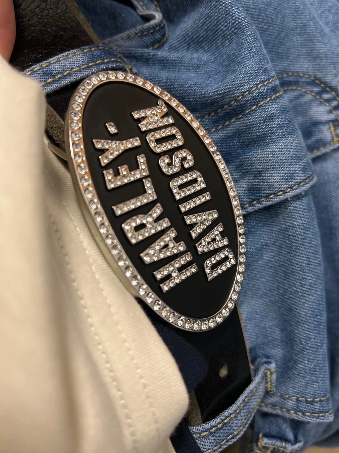 Customer photo review of Harley-Davidson® Women's Oval Embellished Belt Buckle | Antique Nickel Finish