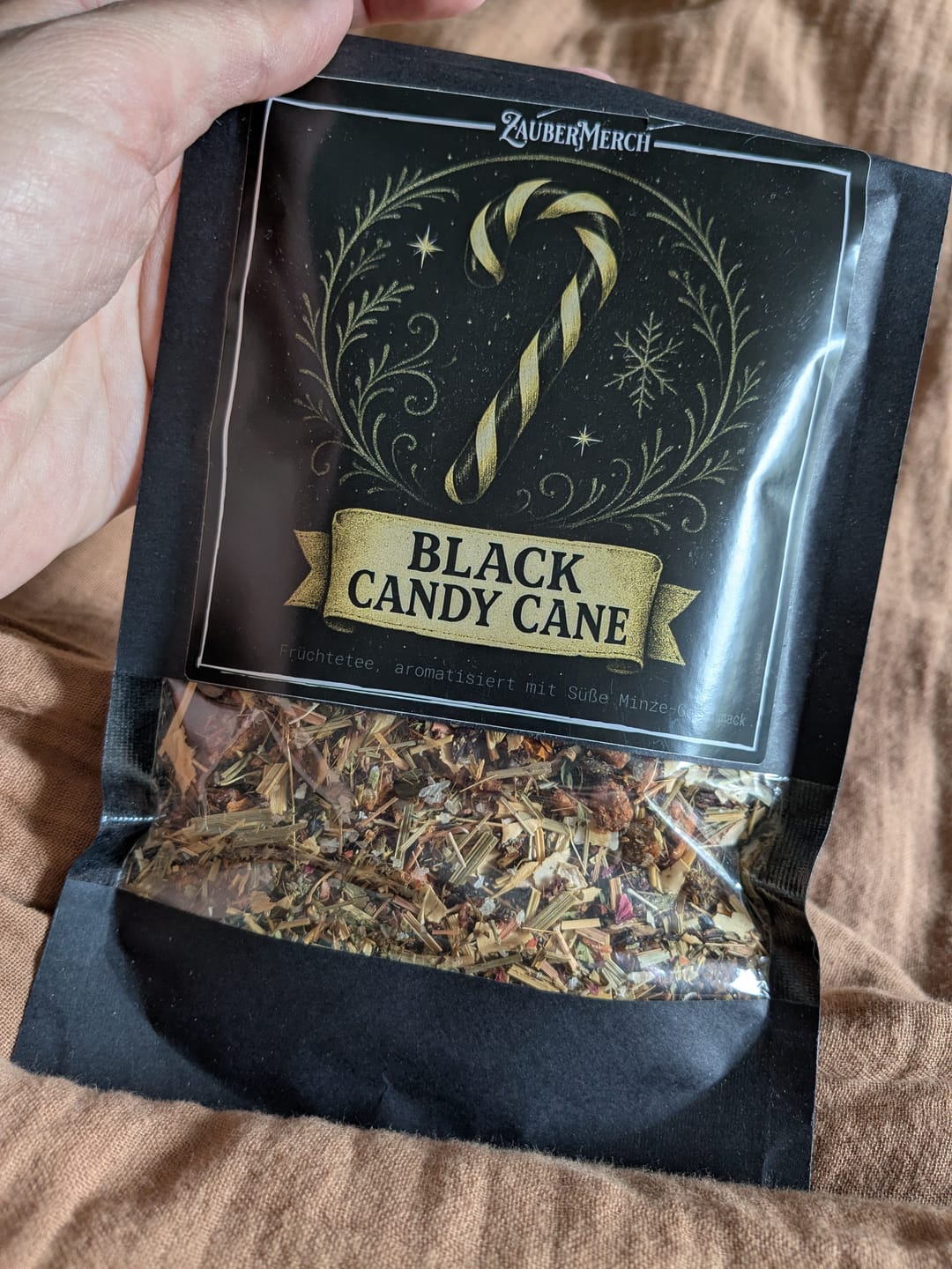 Customer photo review of Black Candy Cane – Früchtetee mit süßer Minze & winterlicher Magie | Limitierter Winter Tee