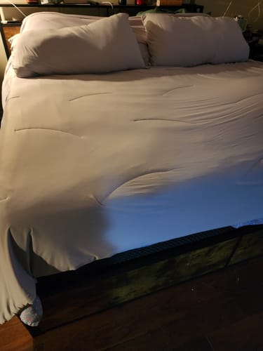Customer photo review of CloudCool™ Cooling Comforter