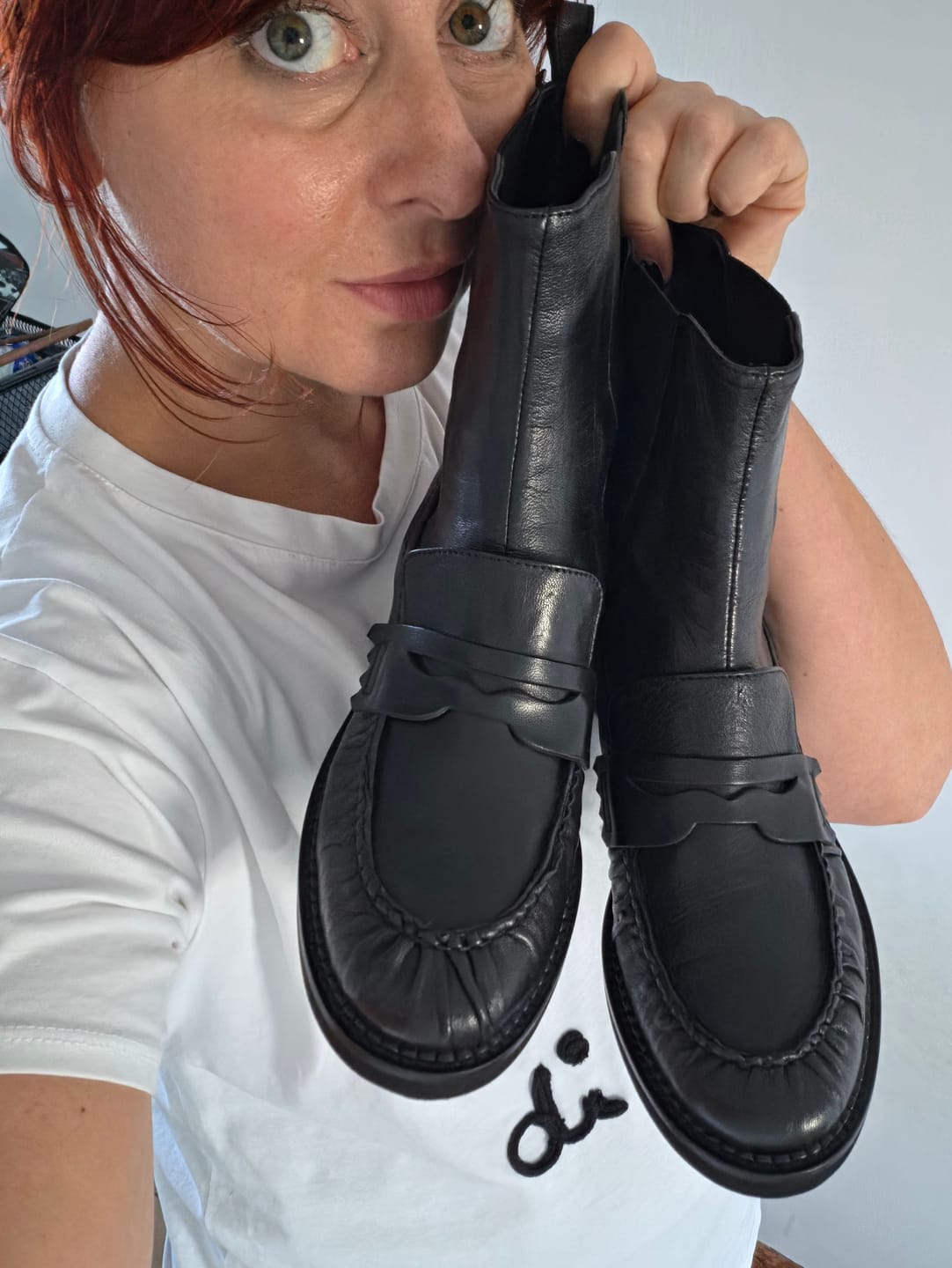 Customer photo review of Banksy Black stivaletto beatles in nappa nera artigianale marchigiana