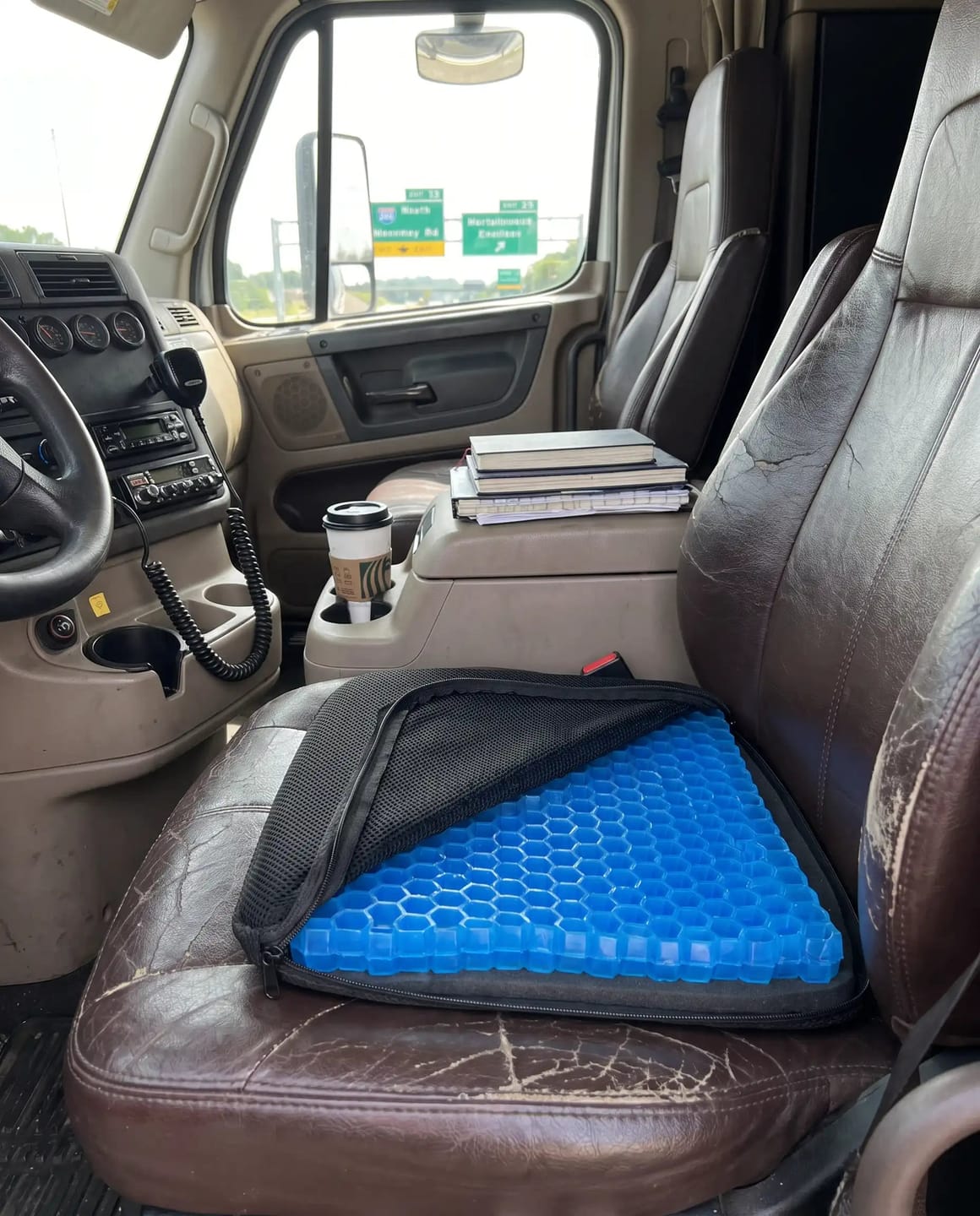 Customer photo review of Easen SitRelief™ —Built for the 14-Hour Shift
