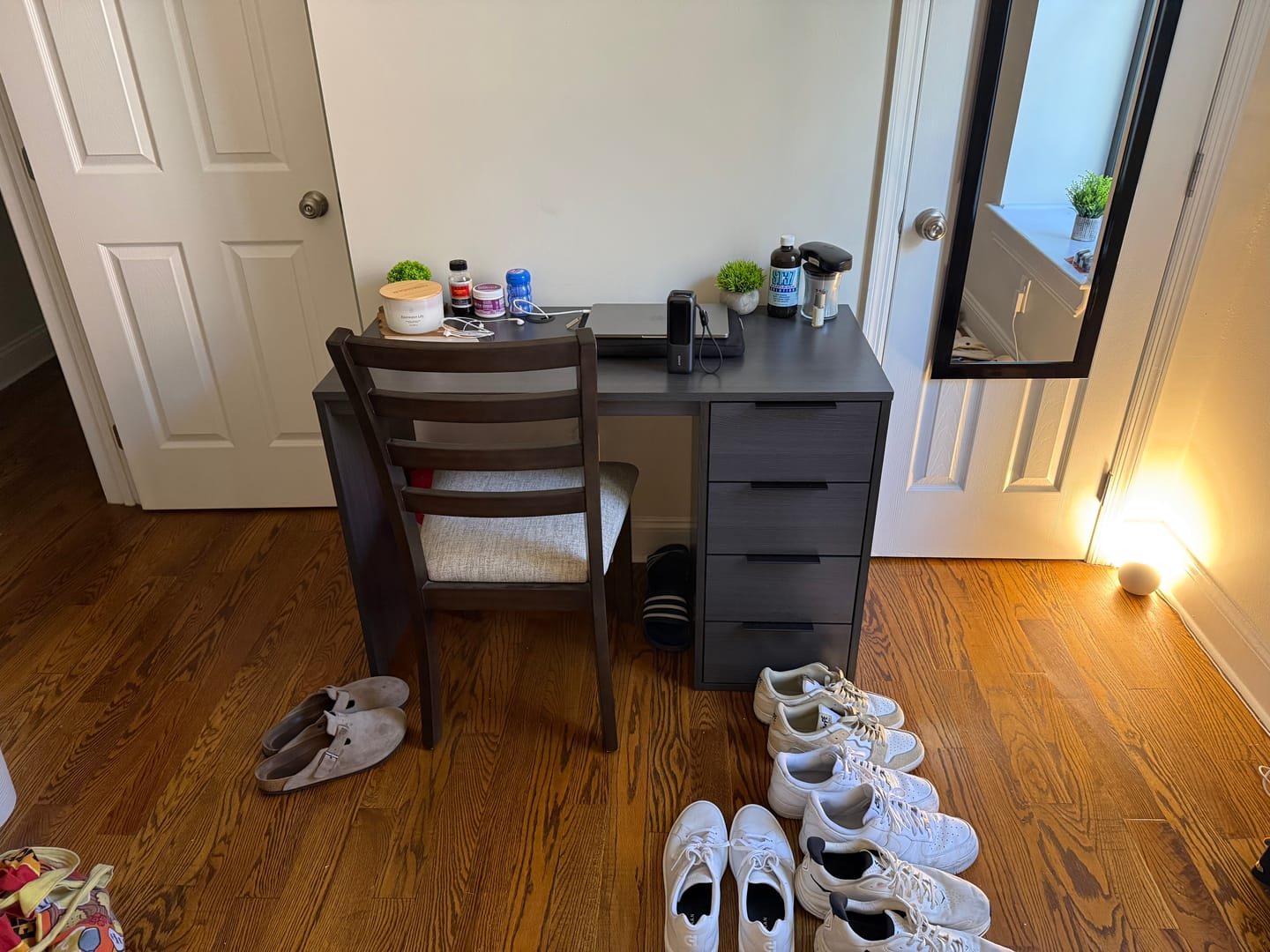 Customer photo review of Screw-U Desk