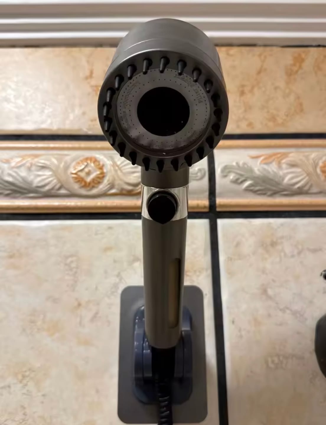 Customer photo review of Cabezal de Regadera Filtrante - Alta Presión
