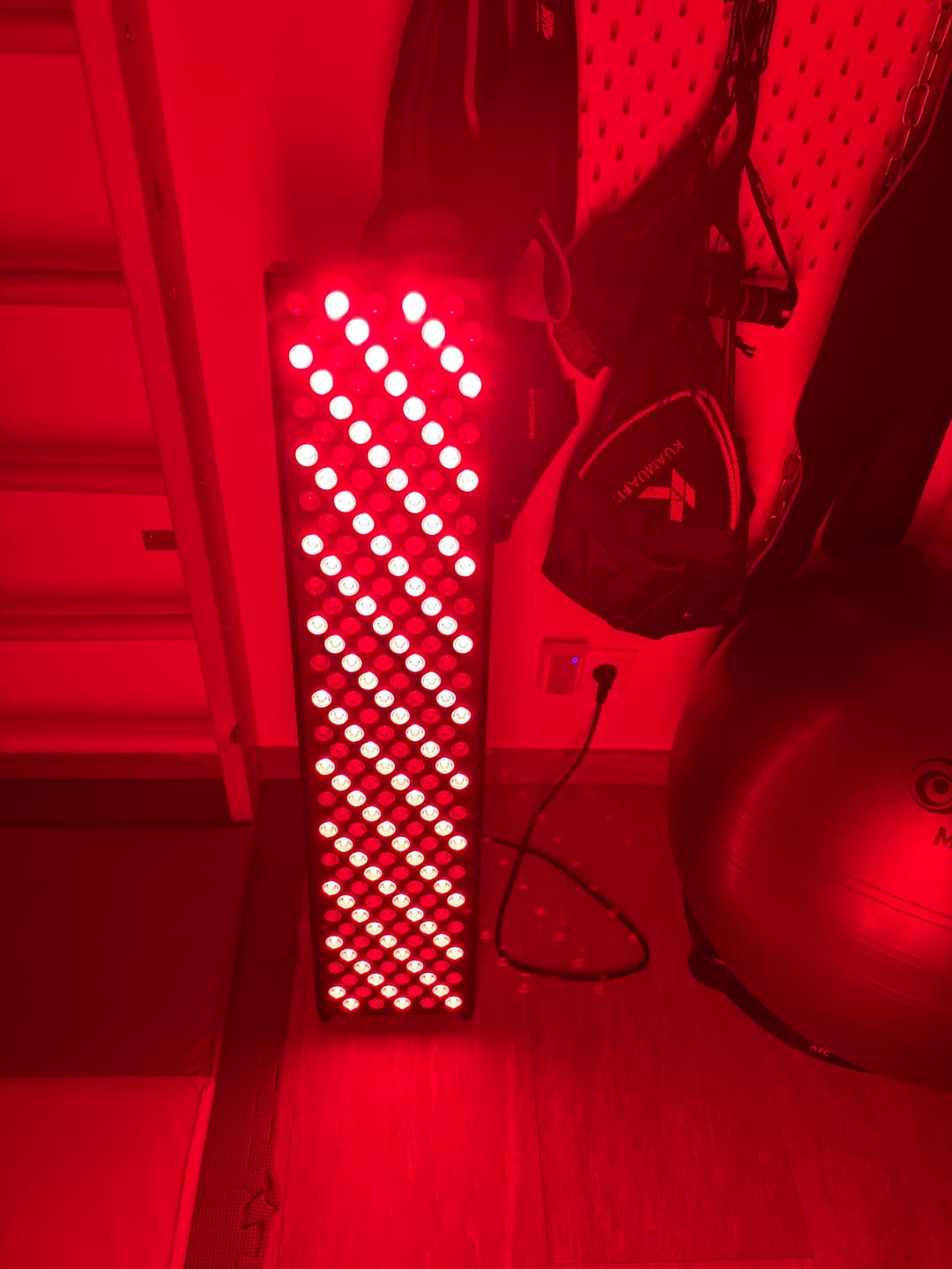 Customer photo review of Koanna® Luma1000™ – Kraftvolles, mittelgroßes Rotlicht-Panel