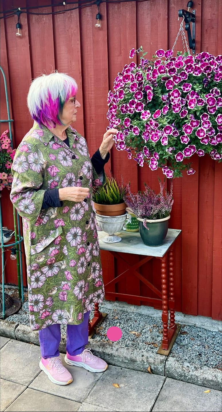 Customer photo review of Rockklänning / Städrock Smilfink | Rino