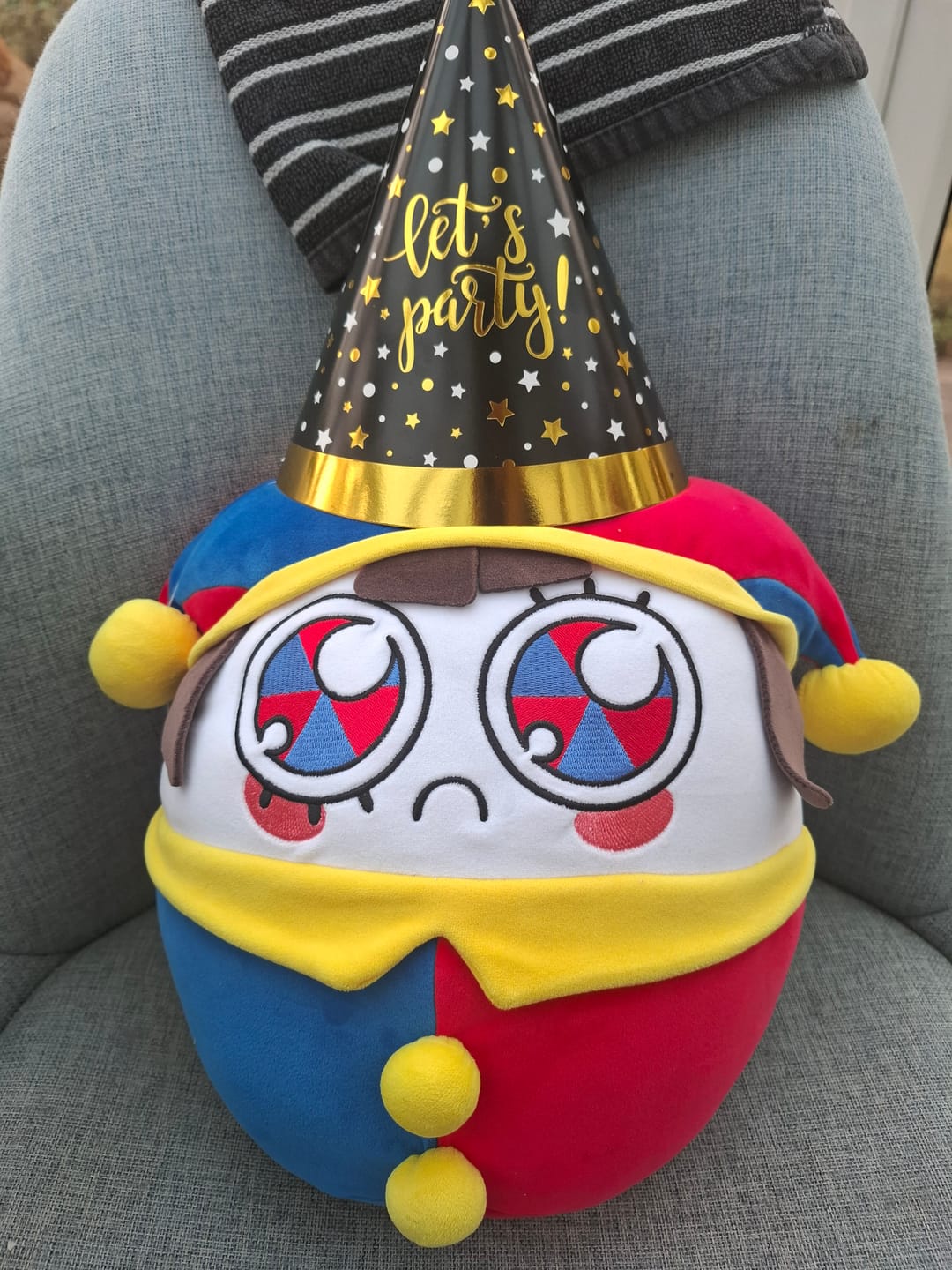 Customer photo review of Pomni Chonk Plush