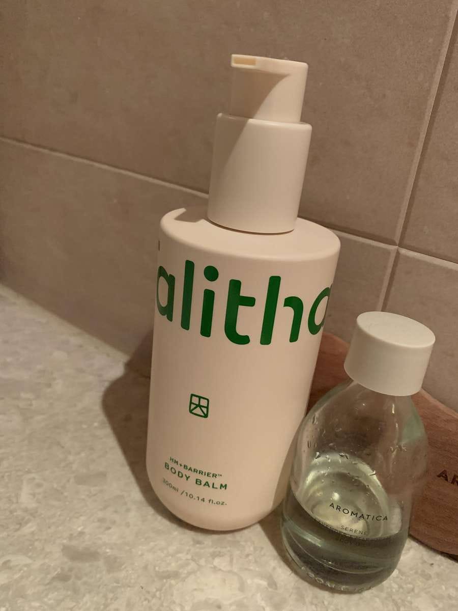 Customer photo review of HM+Barrier™ Body Balm