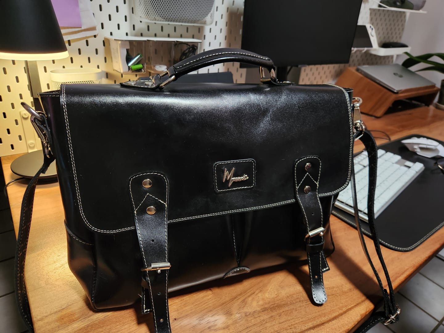 Customer photo review of Portafolio 100% CUERO Mod. Australia (PULL NEGRO)