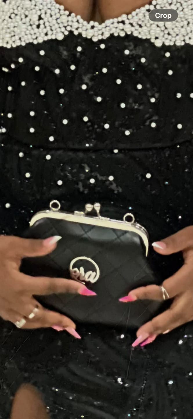 Customer photo review of ERA Mini Kisslock Chain Bag – Black