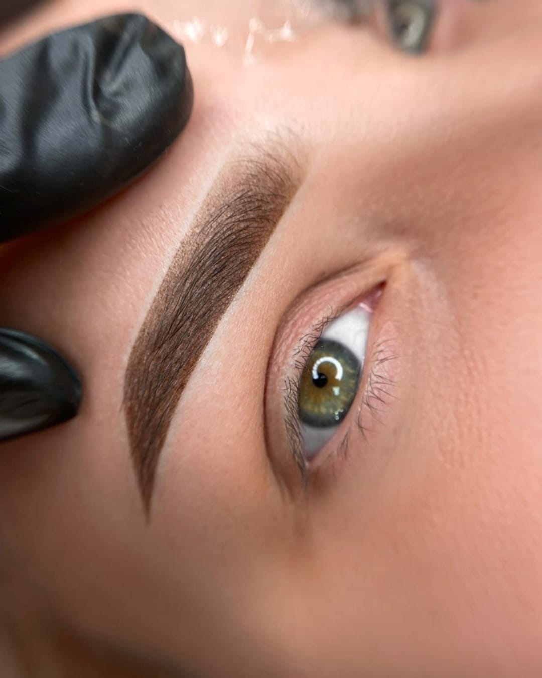Customer photo review of DELUXE HYBRID Pigment Brows - London
