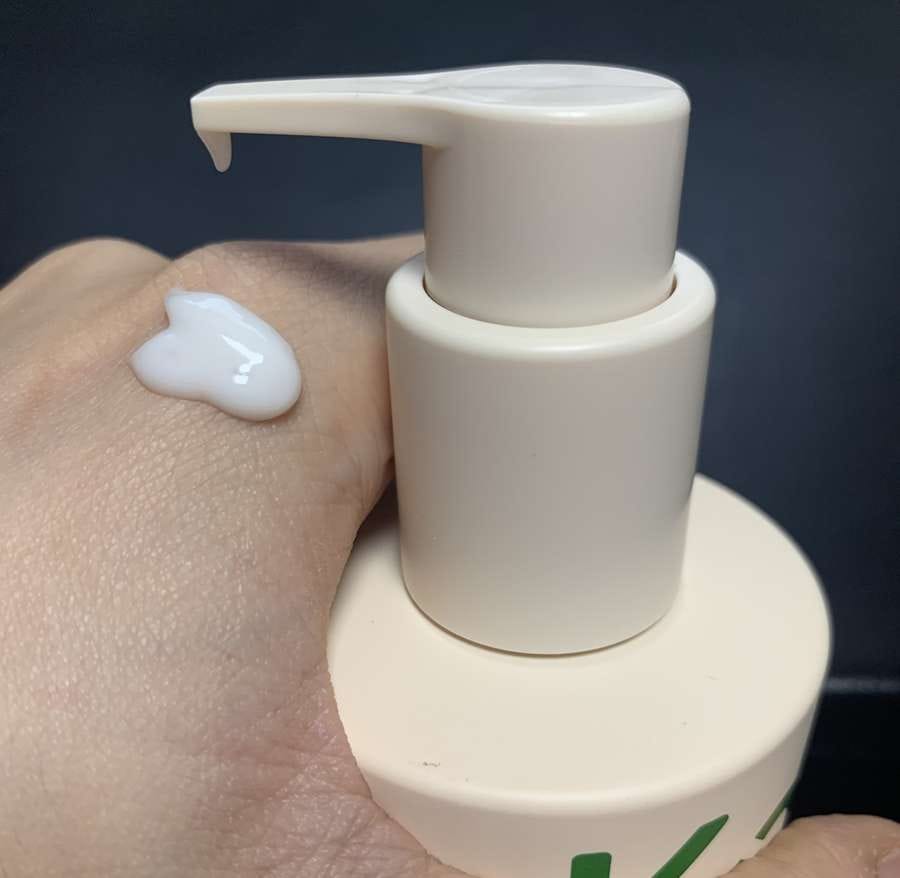 Customer photo review of HM+Barrier™ Body Balm