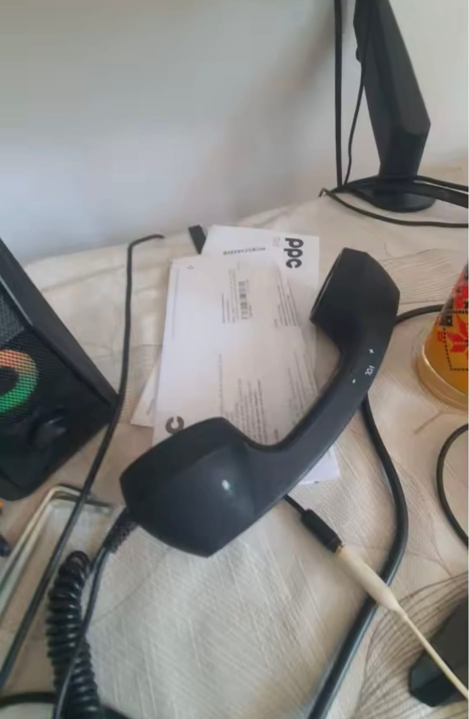Customer photo review of RetroTalk™ - Auricular Clásico Vintage