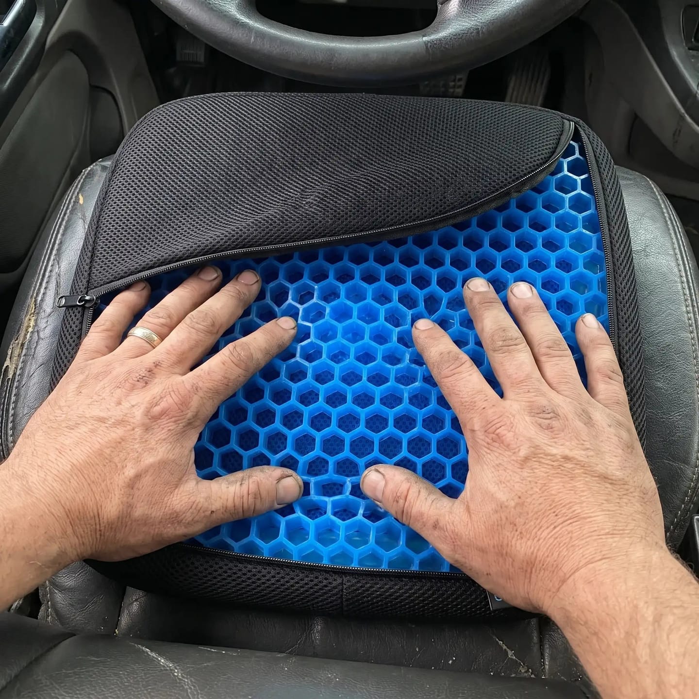 Customer photo review of Easen SitRelief™ —Built for the 14-Hour Shift