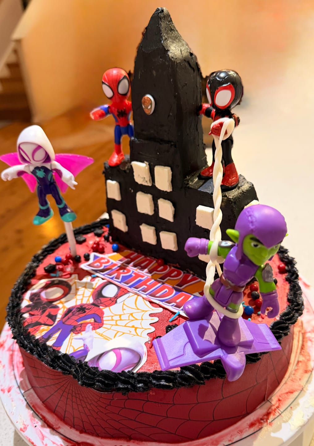 Customer photo review of Spider Web - Icing Cake Wrap