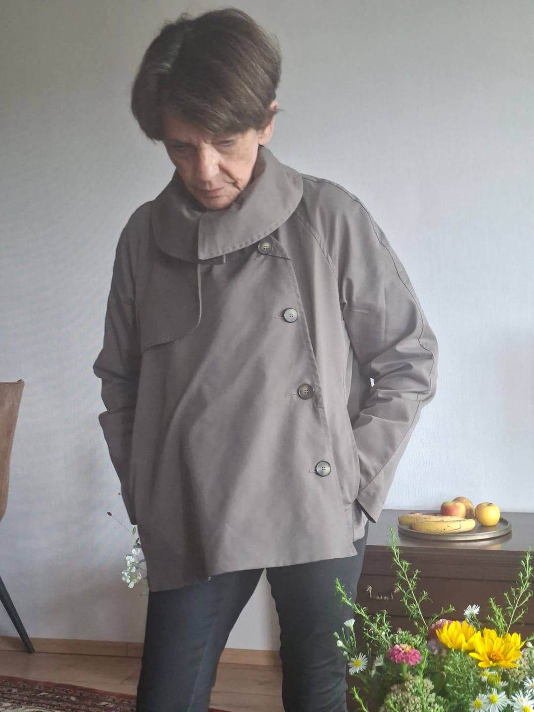 Customer photo review of ANESA Trenchjacke mit Statement-Kragen