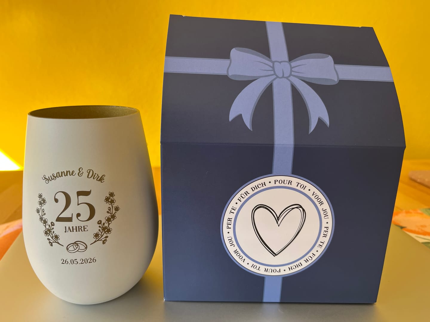 Customer photo review of Gemeinsamer Weg - Personalisiertes Windlicht für Paare