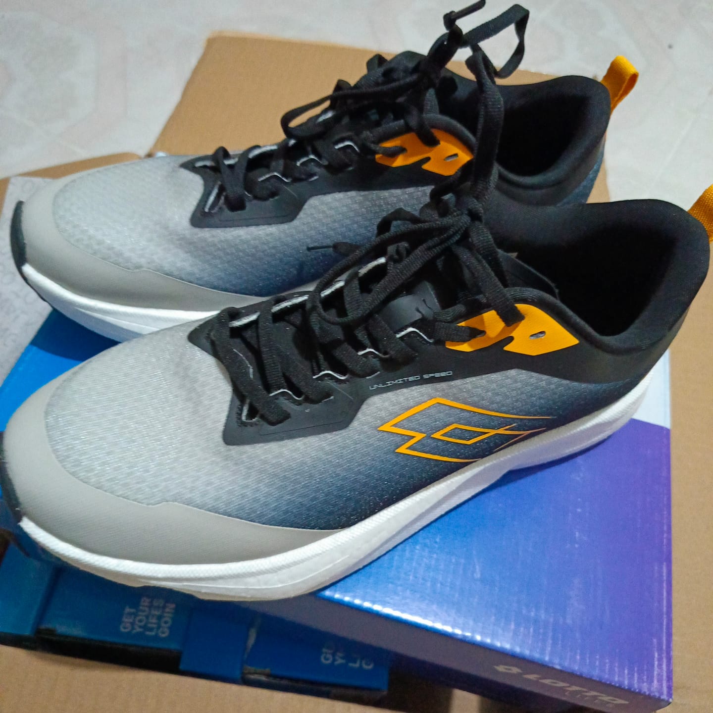 Customer photo review of Tenis Danylo Men
