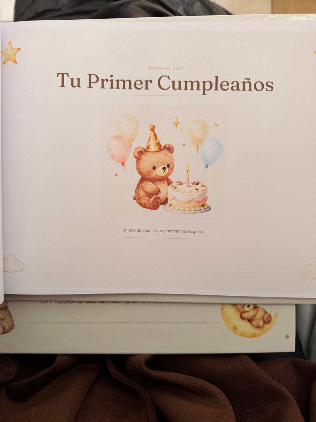 Customer photo review of Journal de Recuerdos Mamá y Bebé