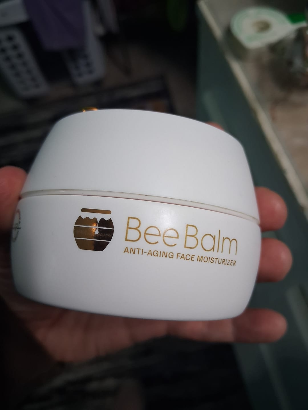 Customer photo review of Manuka Honey Anti-Aging Face Moisturizer with Retinol (0.5%)