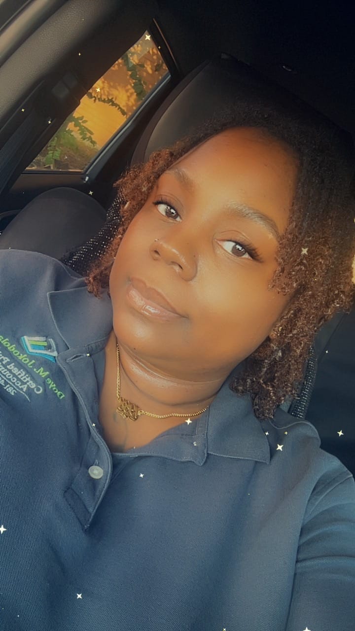 Customer photo review of Double Plated Heart Name Necklace w/ Cuban Chain