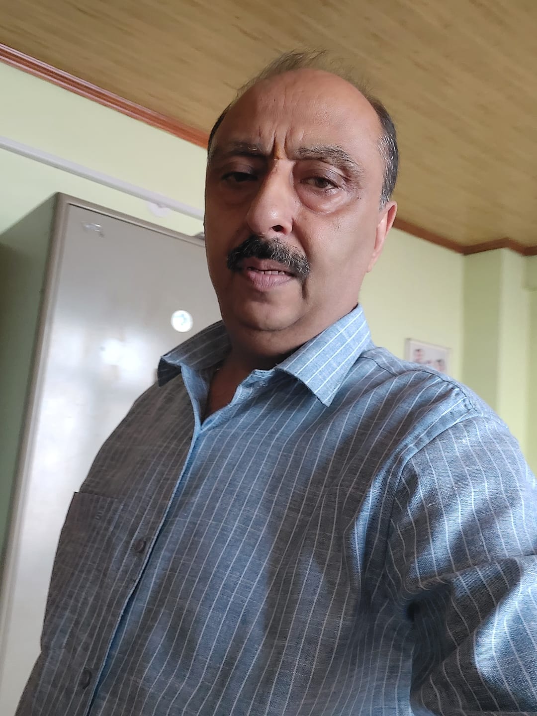 Customer photo review of Jeta - Coastal Blue Casual Shirts For Men | Ariser