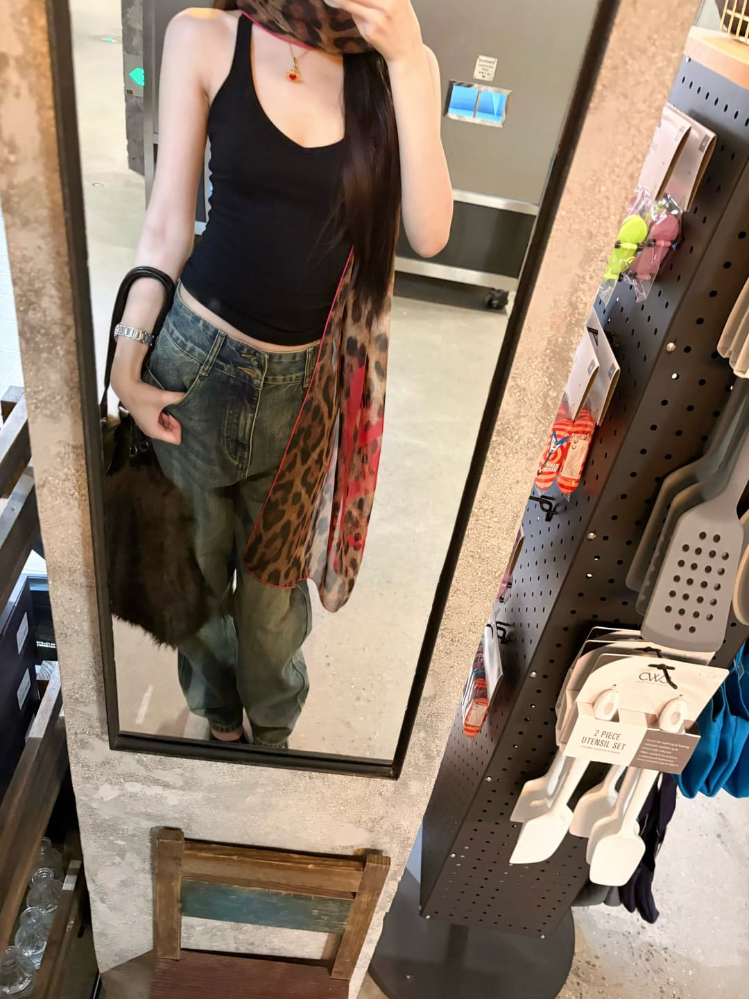 Customer photo review of IAMXIAA Scoop Neck Racerback Fitted Tank Top