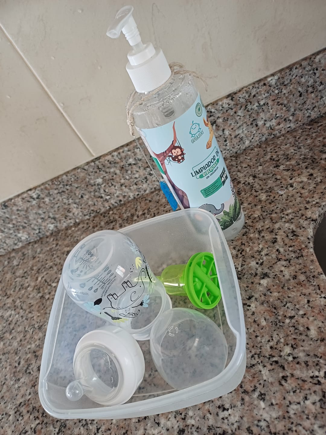 Customer photo review of Limpiador de Biberones 450ml