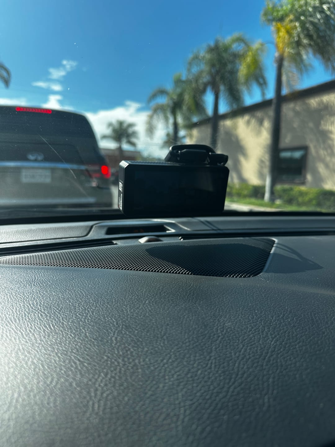 Customer photo review of REDTIGER F7NP Dash Cam Front Rear, STARVIS 2 Sensor, 5.8GHz WiFi-20MB/s Fast Download, Dash Camera for Cars with GPS, WDR Night Vision, 170°Wide Angle, 24H Parking Mode
