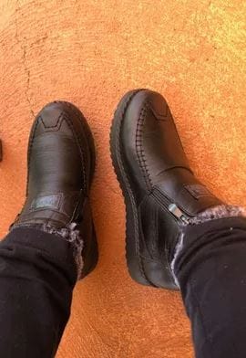 Customer photo review of Women's Winter Ankle Leather Boot