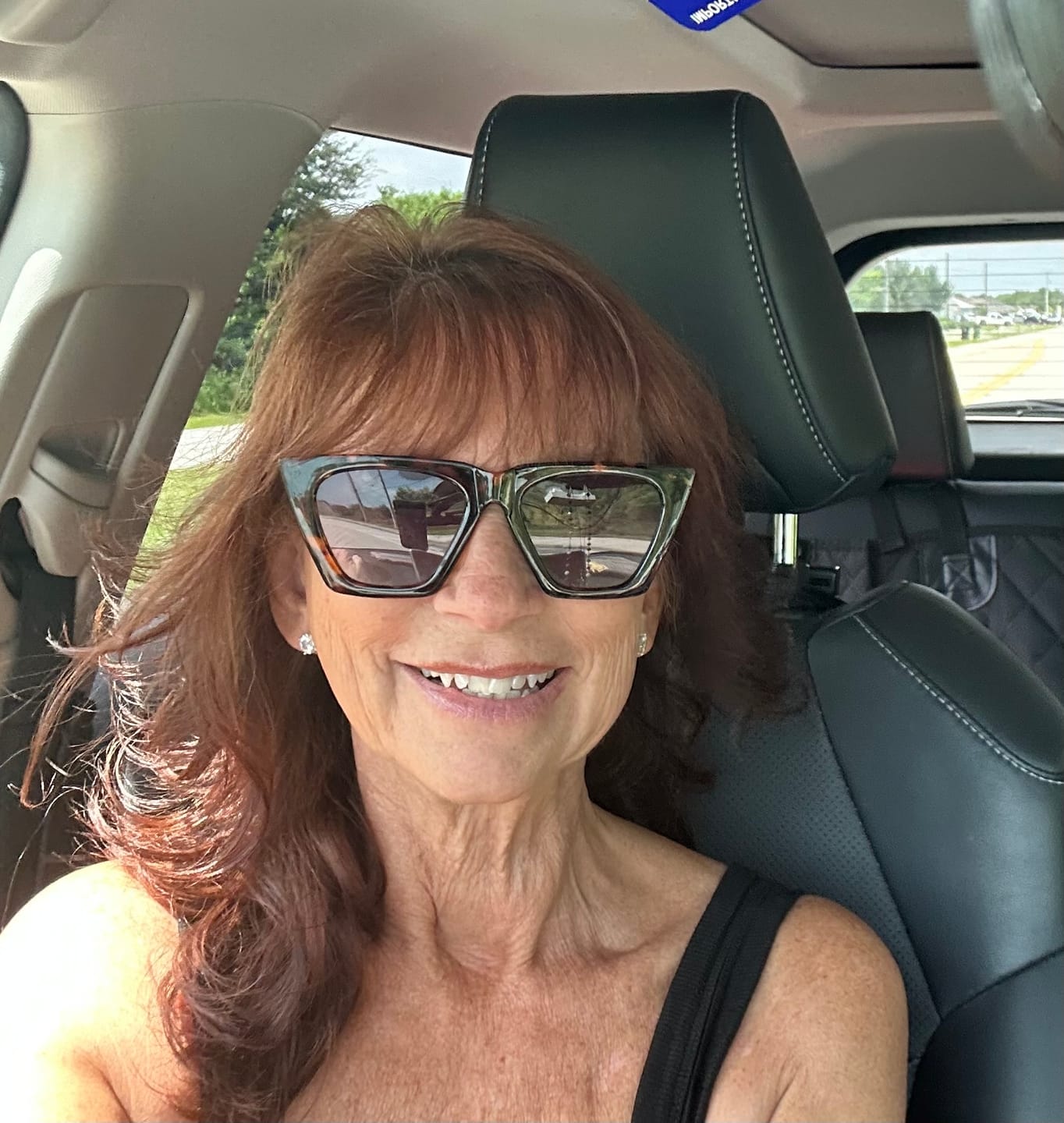 Customer photo review of INIA GLOW 4D 940nm Dual NIR Wireless LED Mask