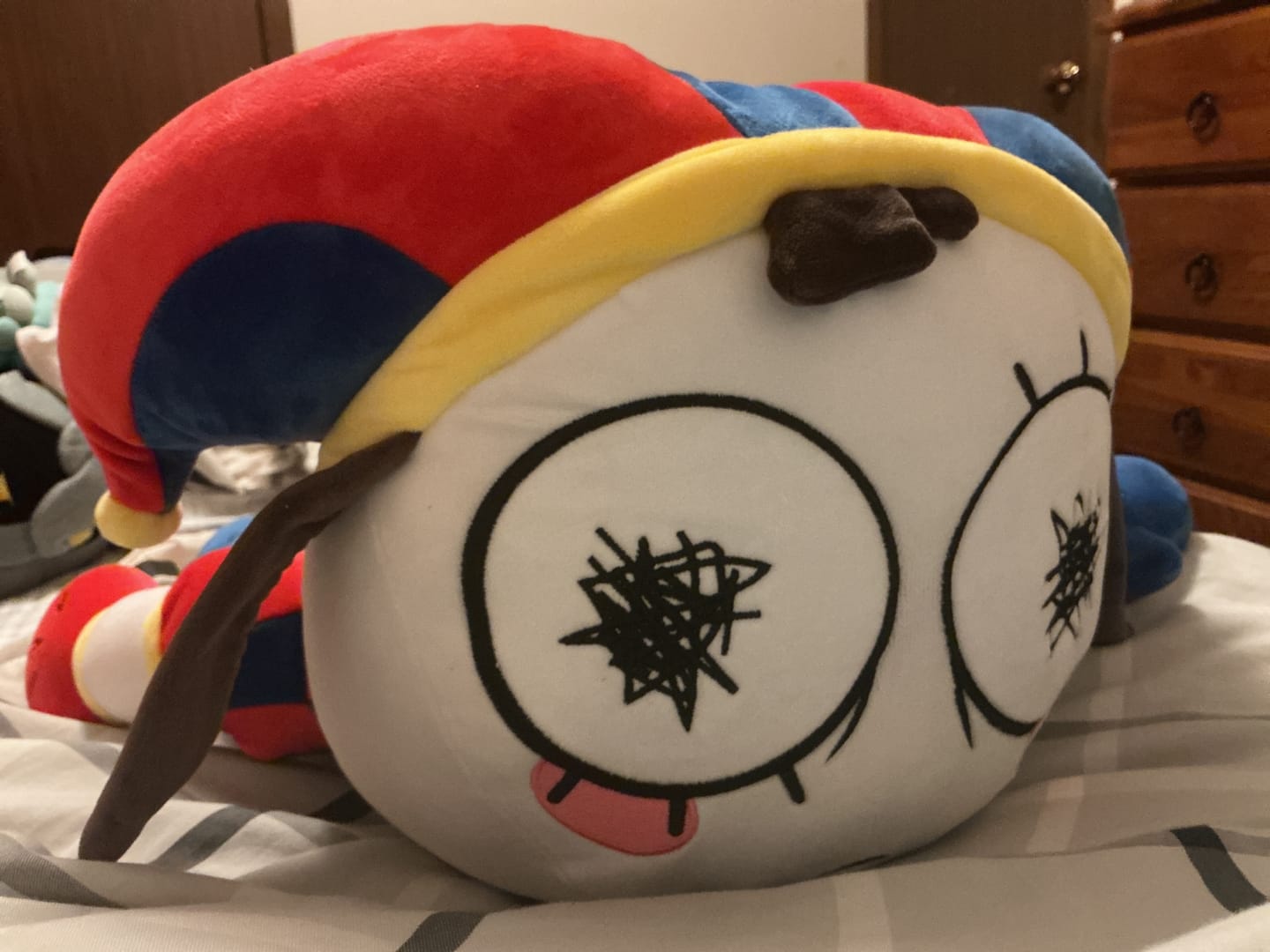 Customer photo review of Big Pomni Plush