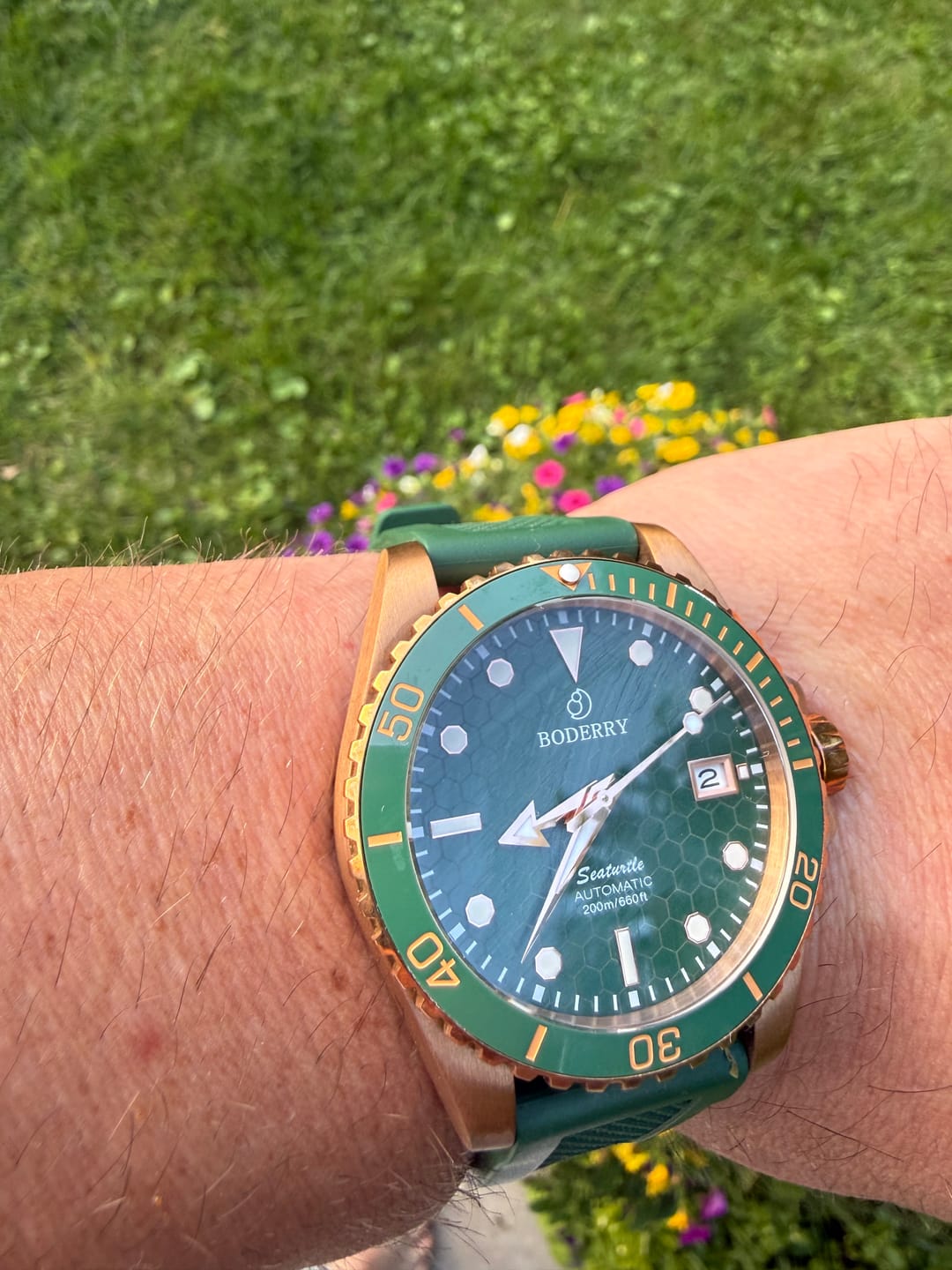 Customer photo review of SEATURTLE.OCEAN(BRONZE) - Automatic Bronze Diver Watch | Turtle Green/FKM Rubber