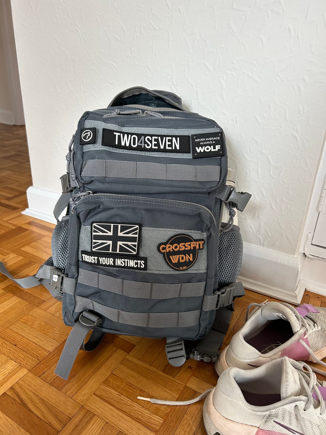 Customer photo review of TWO4SEVEN 25L Backpack - Grey