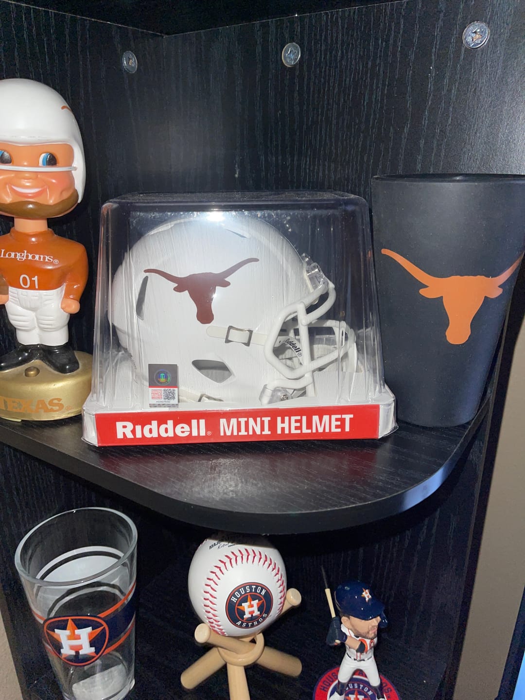 Customer photo review of Texas Longhorns Riddell Speed Mini Helmet