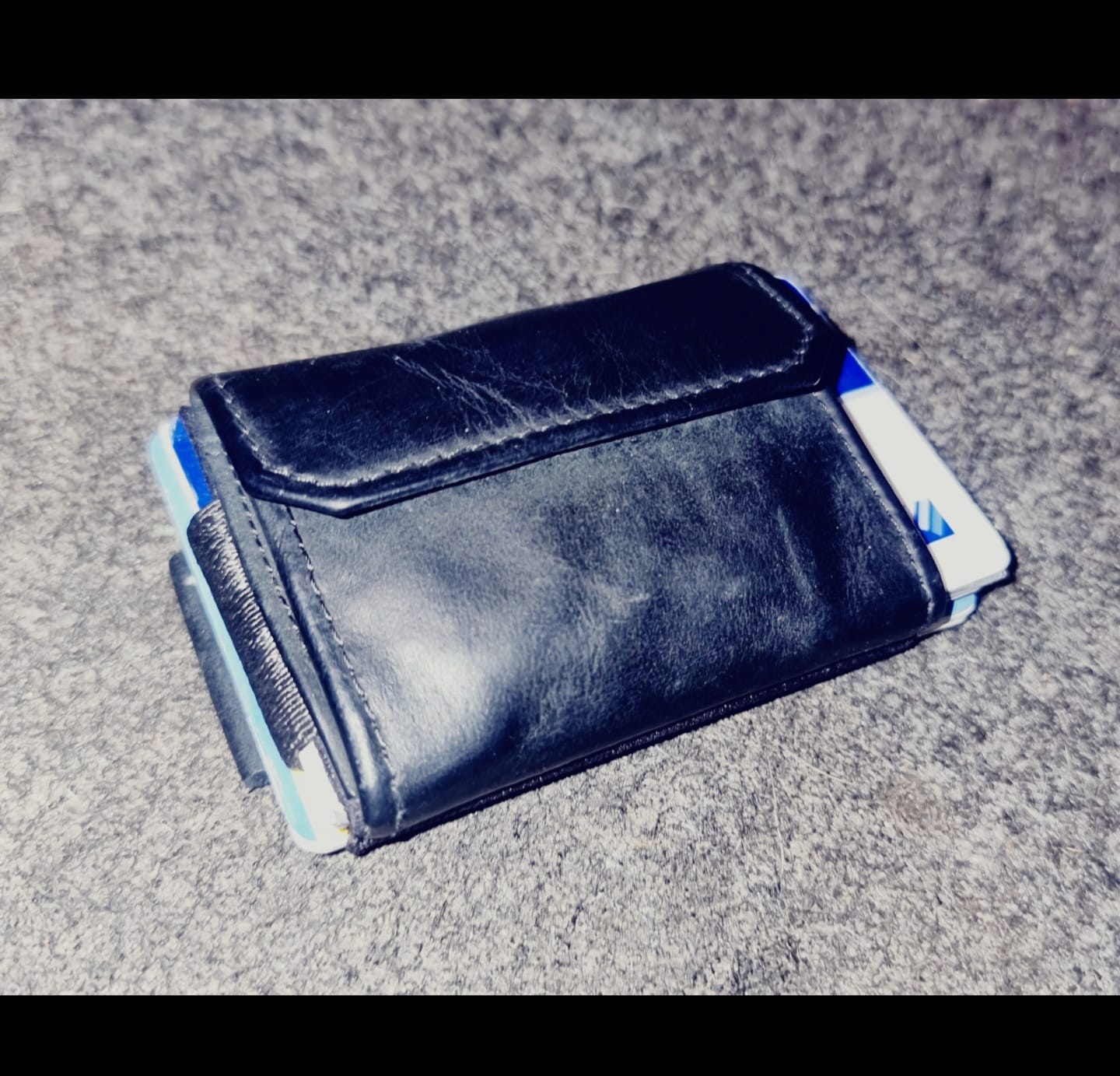 Customer photo review of Nano Boy Pocket card holder wallet with leather coin pocket