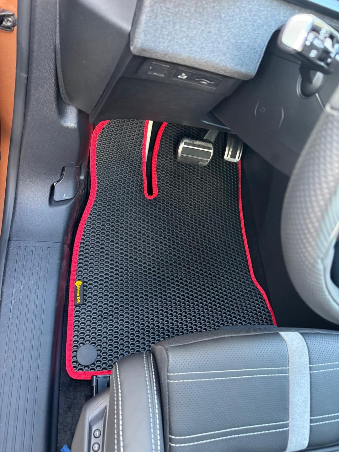Customer photo review of E-Auto Fußmatten nach Maß - Komplettset
