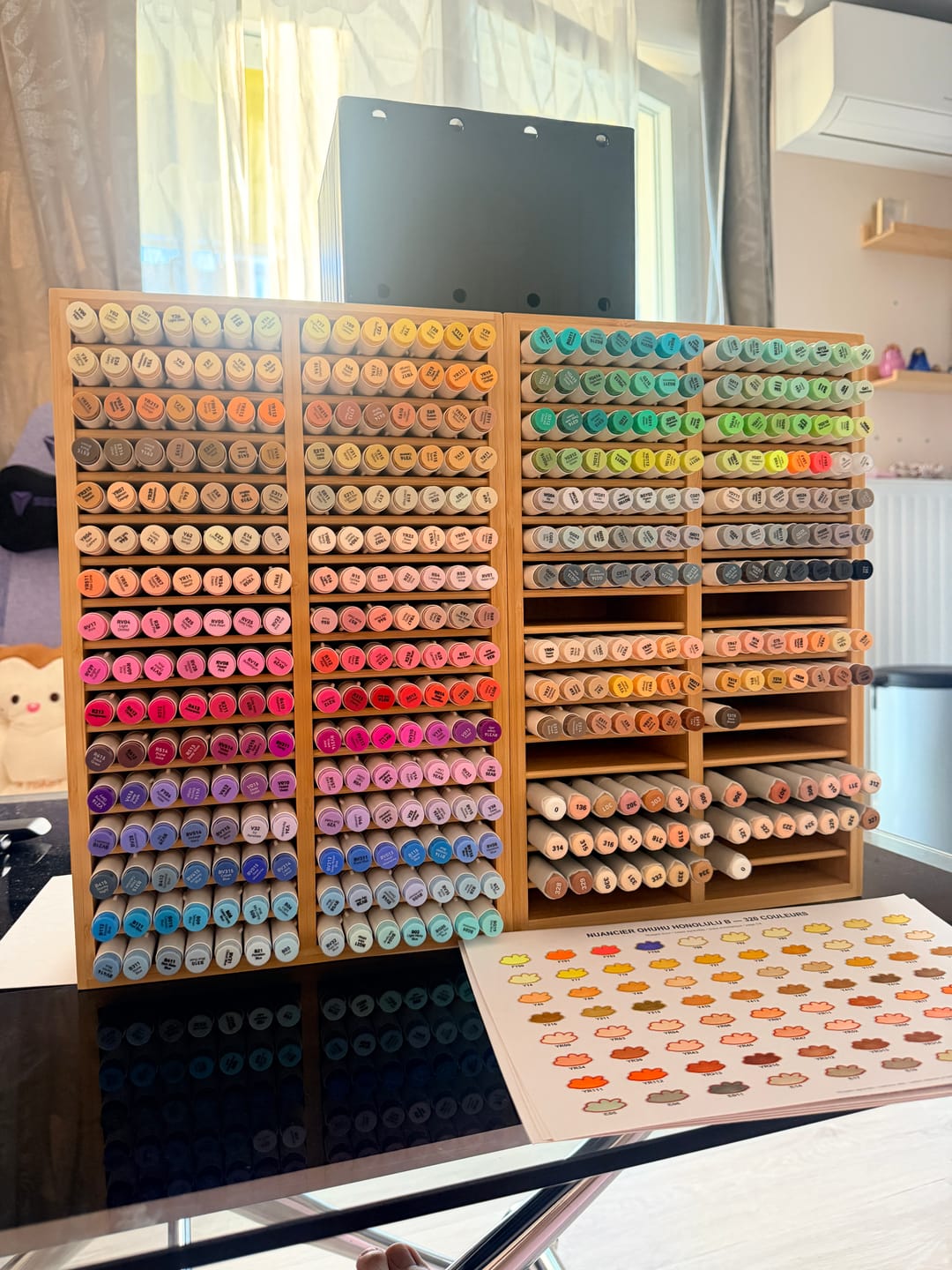 Customer photo review of Ohuhu Bamboo Marker Organizer