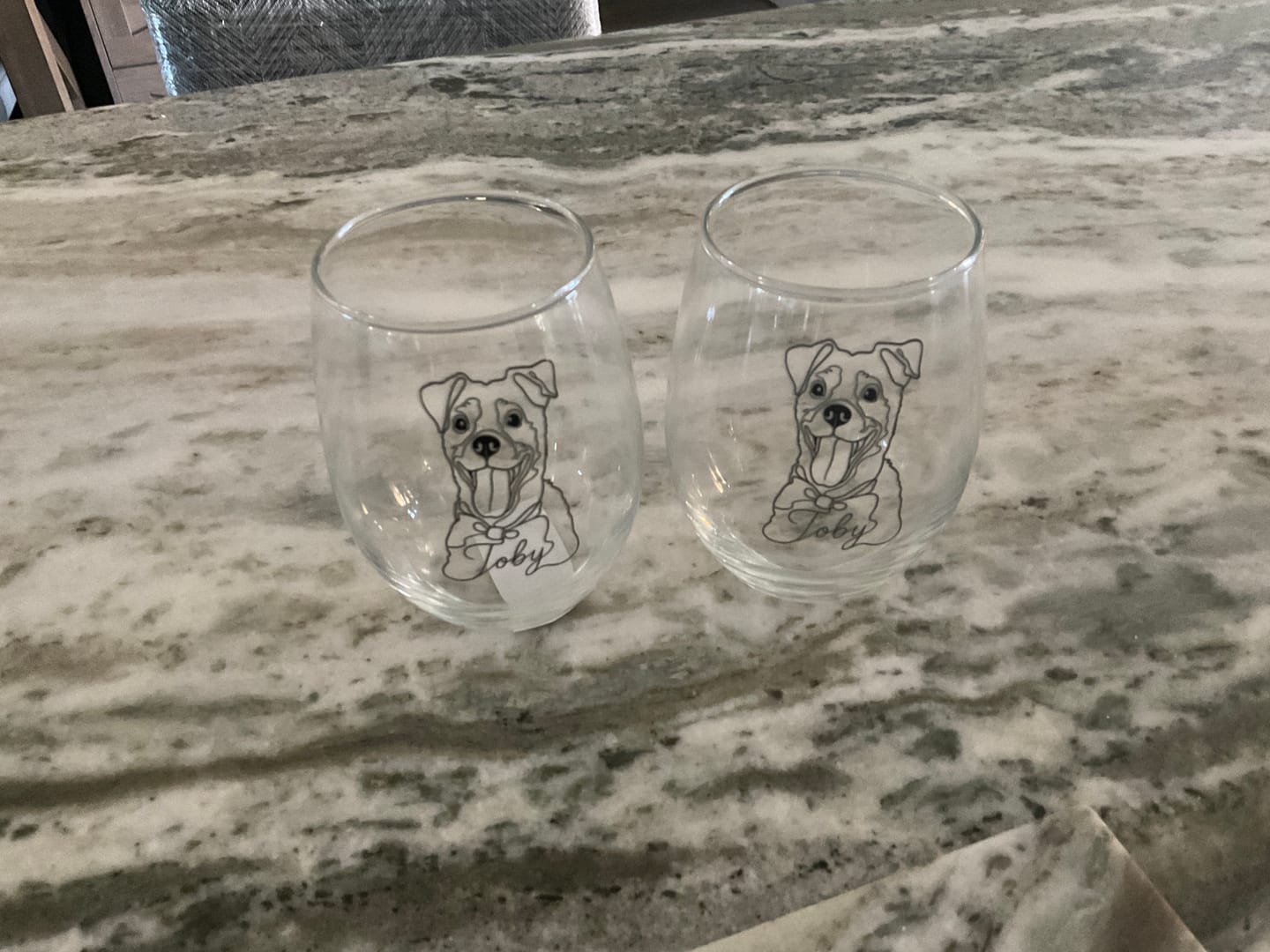 Customer photo review of Lineart - Personalized Wine Glass