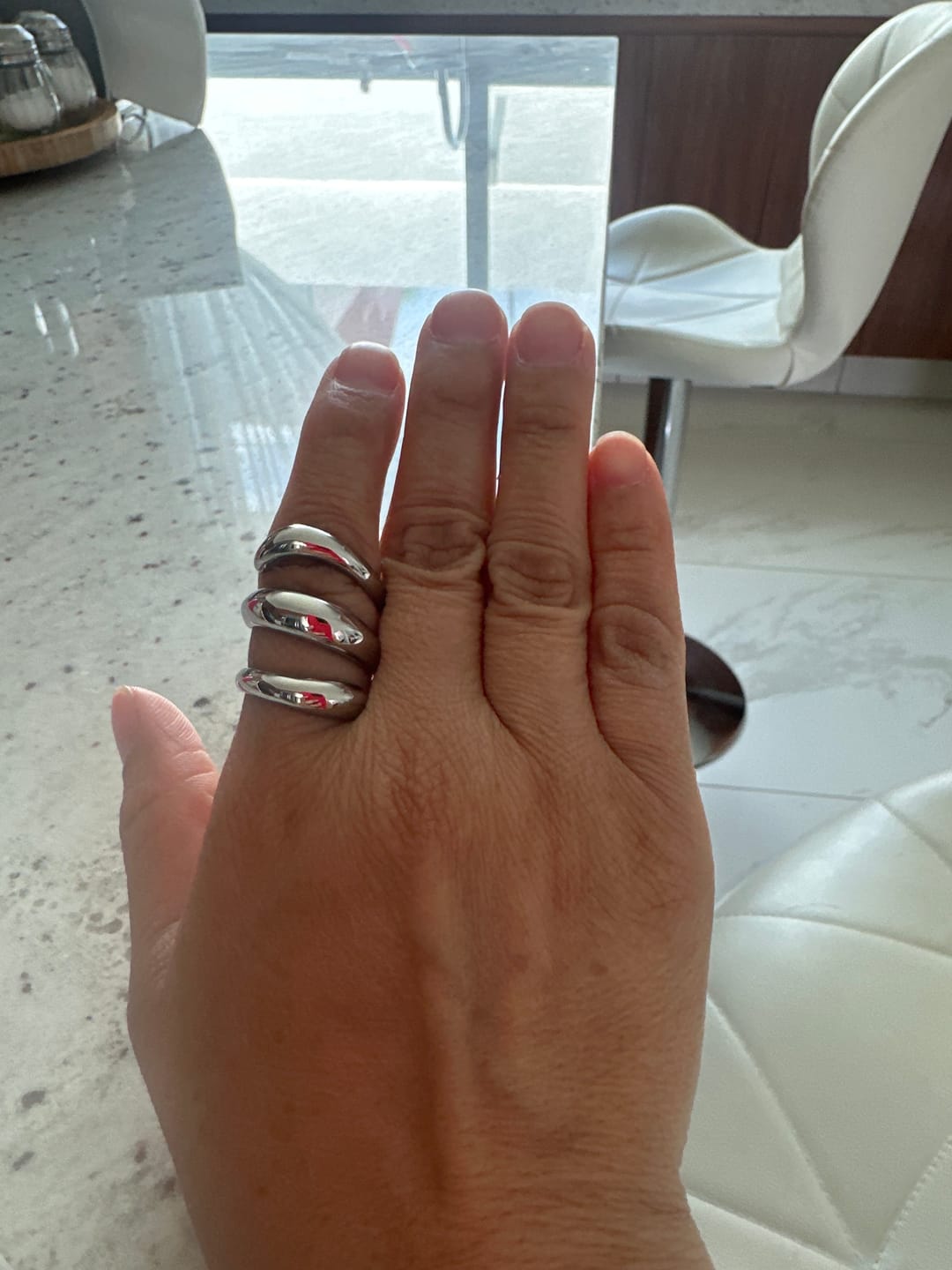 Customer photo review of Anillo Carmin Plata