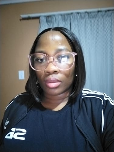 Customer photo review of Budget Vietnamese Super Double Drawn Bone Straight 2x6 Closure 10" Natural Black Wig